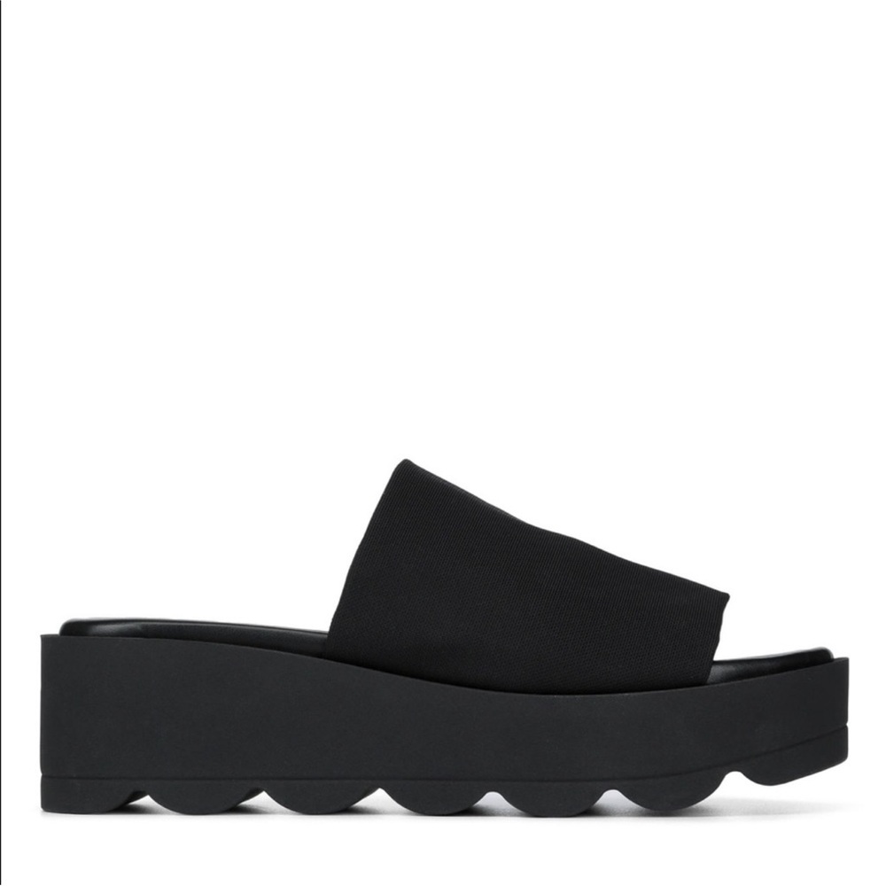Donald Pliner Women’s Black Stretch Mules Sleek Minimalist Design Sz 9
